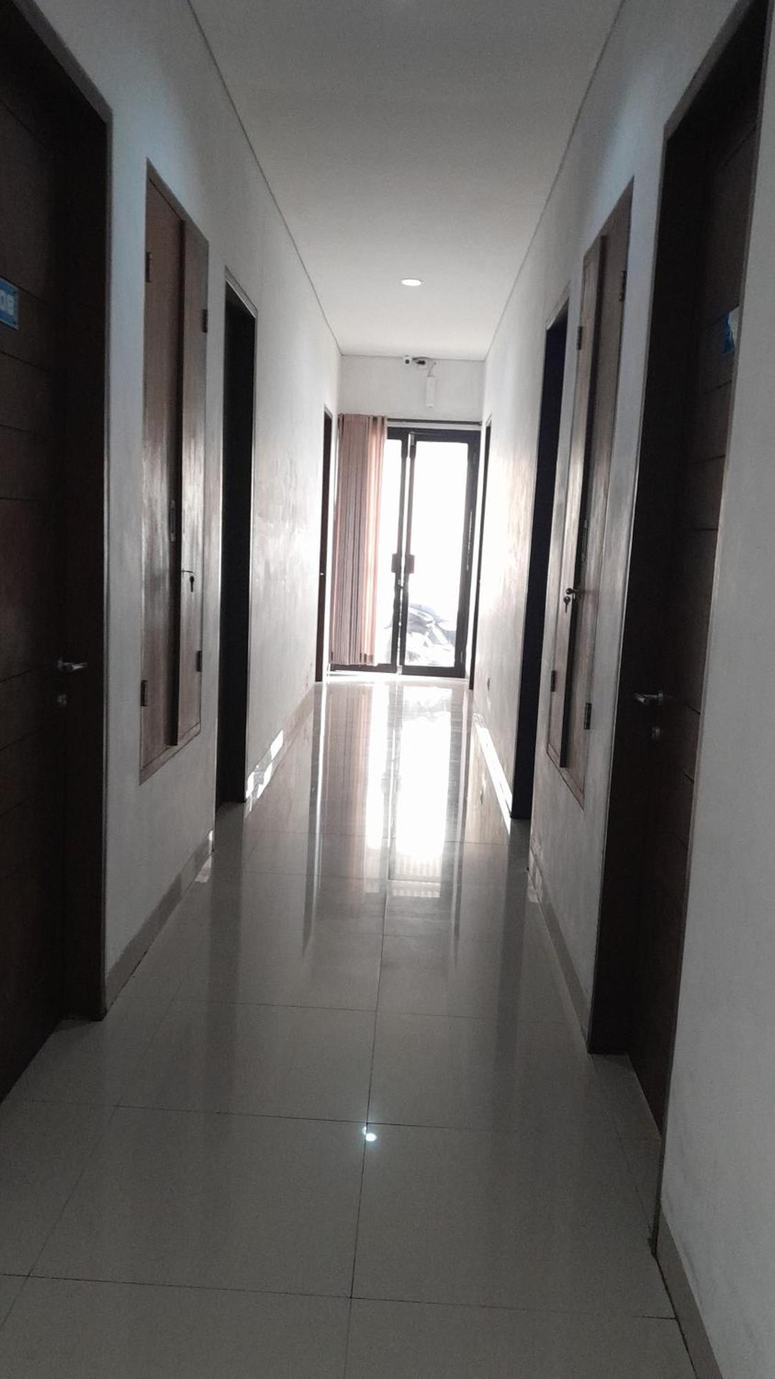 Hotel Dhyana Pura Kapal Zewnętrze zdjęcie